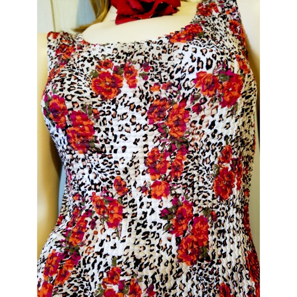 Leopard Floral Print Magic Stretch Pleated Sleeveless Summery Top